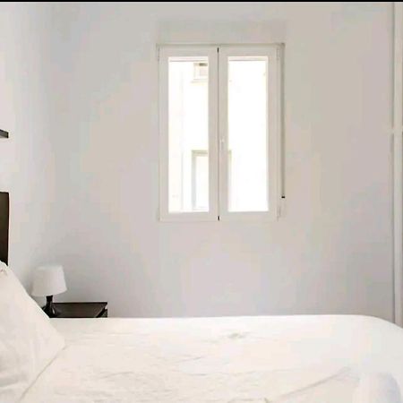 Comoda Habitacion Madrid Kültér fotó